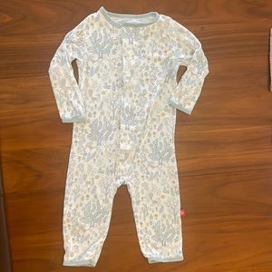 Magnetic Me Footie 6-9 Month